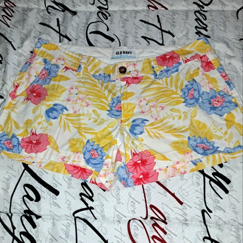 SUMMER SHORTS